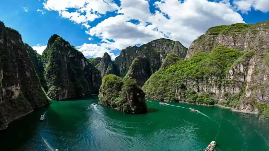 龙庆峡樱花季开园!首汽租车教你优雅团建不踩雷 龙庆峡樱花季开园!首汽租车教你优雅团建不踩雷